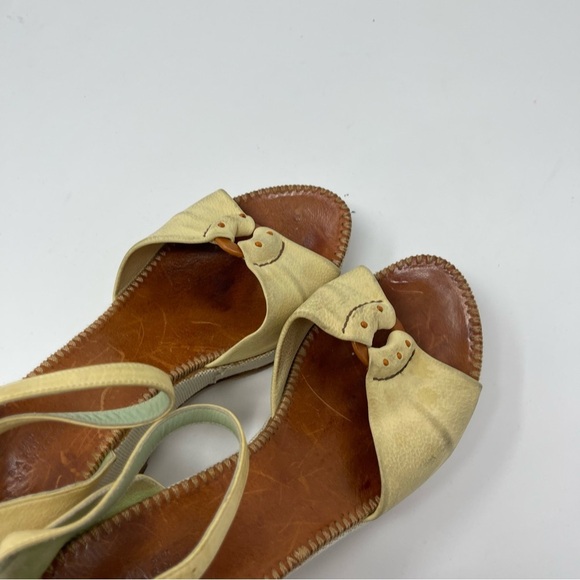 Henri Cuir for Barney’s New York Vintage leather platform ankle strap sandals - Picture 5 of 11